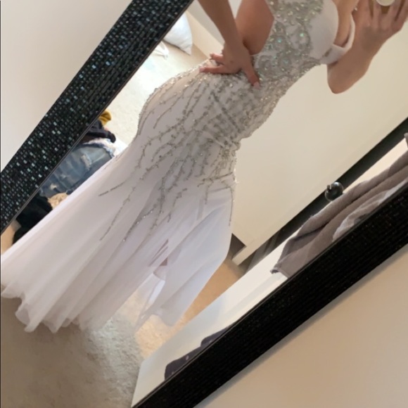 Prom dress - Picture 3 of 3